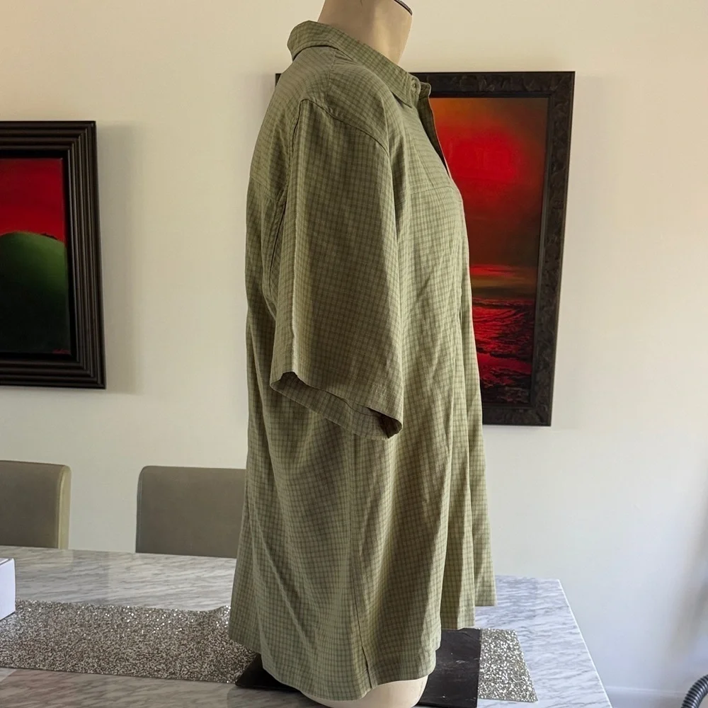 The North Face Men's XL Olive Plaid Button-Up Shirt